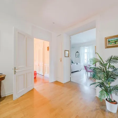Wdf Bourgeois 2 Bedrooms Heart Of Cannes!!